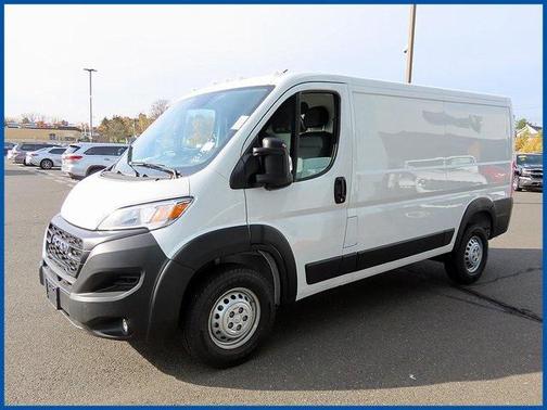 2026 RAM ProMaster 1500 Low Roof