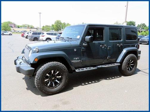 2017 Jeep Wrangler Unlimited Sahara