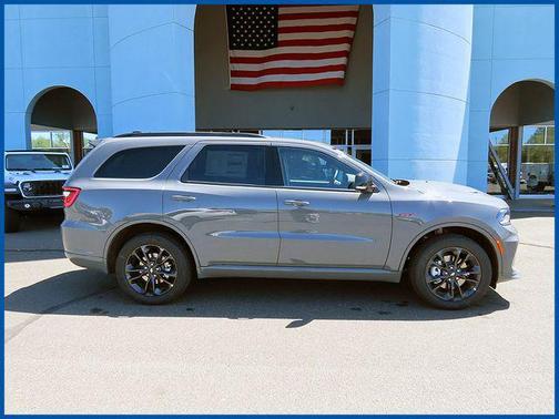 Destroyer Gray Clearcoat 2026 Dodge Durango GT Plus