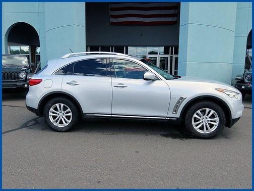 2014 INFINITI QX70 Base