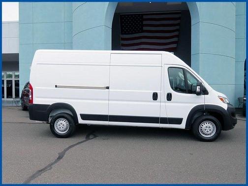 2025 RAM ProMaster 2500 Tradesman
