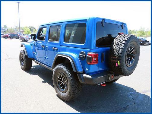 Hydro Blue Pearlcoat 2026 Jeep Wrangler Rubicon