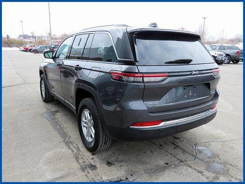 2023 Jeep Grand Cherokee Laredo