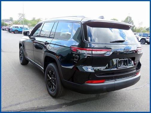 2025 Jeep Grand Cherokee L Altitude