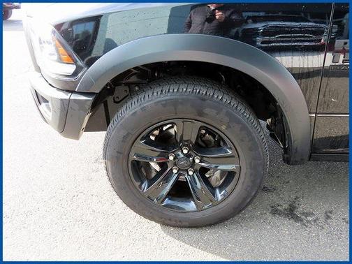 2024 RAM 1500 Classic Warlock Crew Cab 4x4 5'7' Box