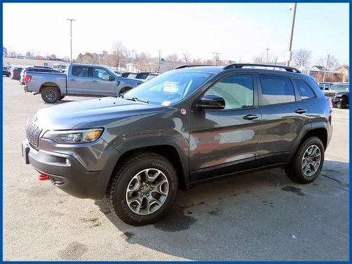 2022 Jeep Cherokee Trailhawk