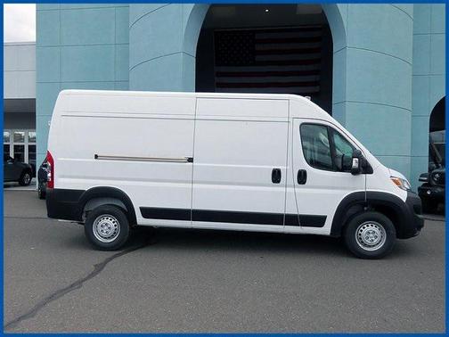 2025 RAM ProMaster 2500 Tradesman