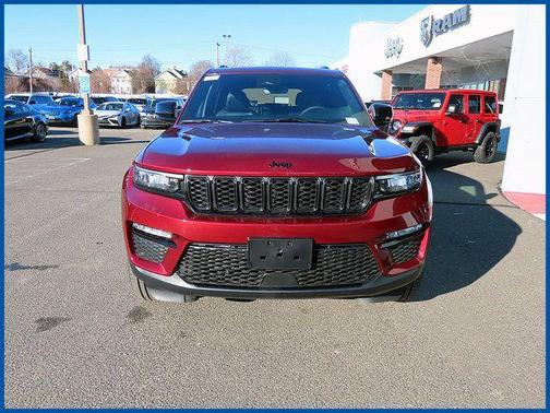 Velvet Red Pearlcoat 2025 Jeep Grand Cherokee Limited