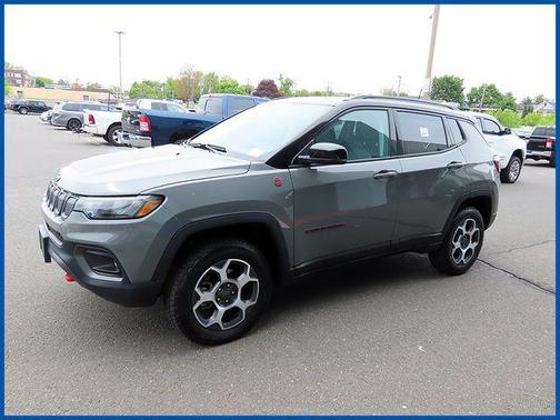 Sting-Gray Clearcoat 2022 Jeep Compass Trailhawk