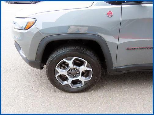 Sting-Gray Clearcoat 2022 Jeep Compass Trailhawk