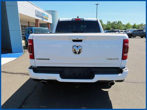 Bright White Clearcoat 2023 RAM 1500 Laramie