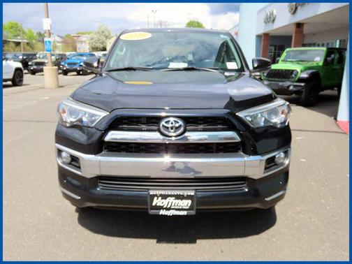 Midnight Black Metallic 2019 Toyota 4Runner Limited