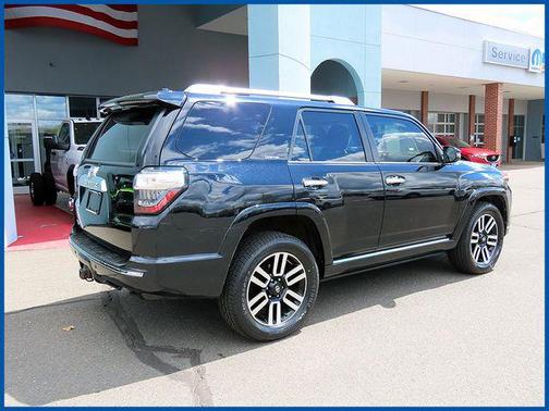 Midnight Black Metallic 2019 Toyota 4Runner Limited