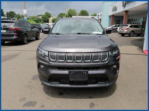 2022 Jeep Compass Latitude Lux