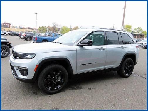 2024 Jeep Grand Cherokee Limited X
