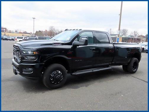 2026 RAM 3500 Big Horn Crew Cab 4x4 8' Box