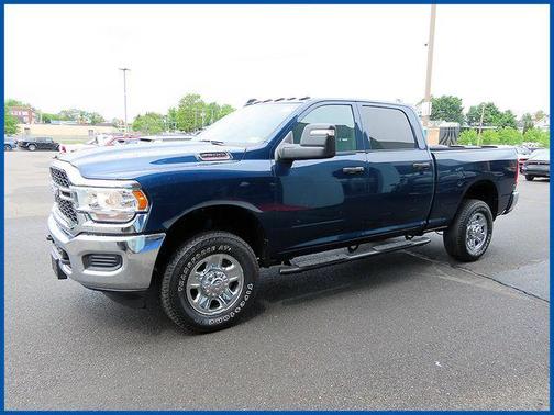 Patriot Blue Pearlcoat 2024 RAM 2500 Tradesman Crew Cab 4x4 6'4' Box