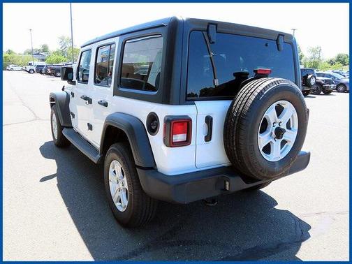 2022 Jeep Wrangler Unlimited Sport