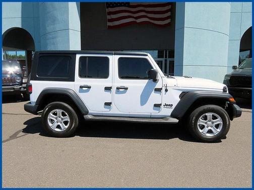 2022 Jeep Wrangler Unlimited Sport