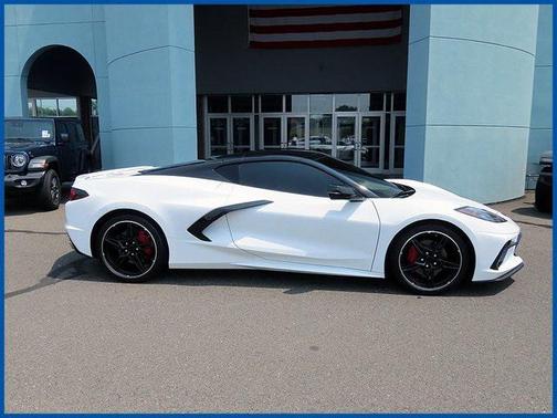 2024 Chevrolet Corvette Stingray w/1LT