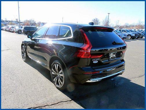 2022 Volvo XC60 B6 Inscription