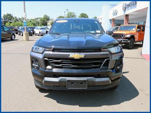 2023 Chevrolet Colorado LT