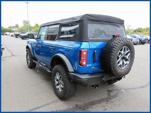 2022 Ford Bronco Badlands