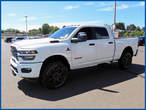 2025 RAM 2500 Big Horn Crew Cab 4x4 6'4' Box