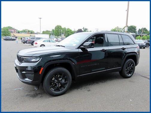 2025 Jeep Grand Cherokee Altitude