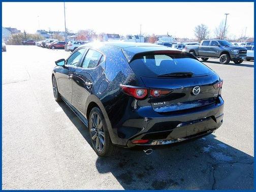 2023 Mazda Mazda3 FWD w/Preferred Package