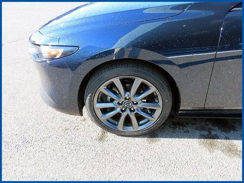 2023 Mazda Mazda3 FWD w/Preferred Package
