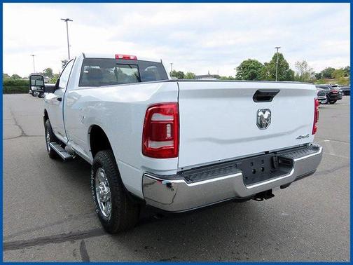 2024 RAM 2500 Tradesman Regular Cab 4x4 8' Box