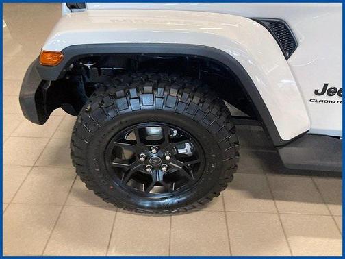 2025 Jeep Gladiator High Tide