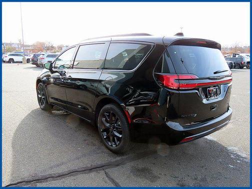 2026 Chrysler Pacifica L