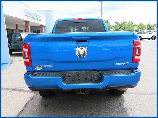 2022 RAM 2500 Laramie Crew Cab 4x4 6'4' Box