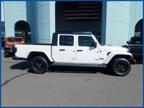 2022 Jeep Gladiator Altitude 4x4