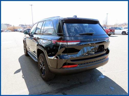 2024 Jeep Grand Cherokee Altitude