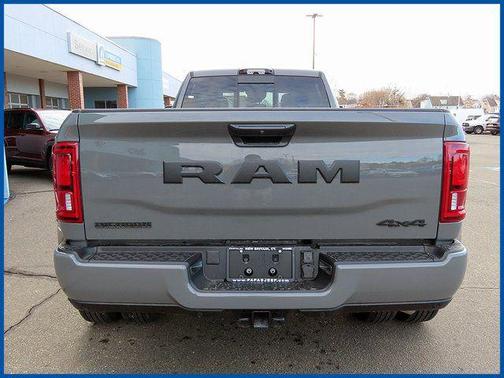 2026 RAM 3500 Big Horn Crew Cab 4x4 8' Box
