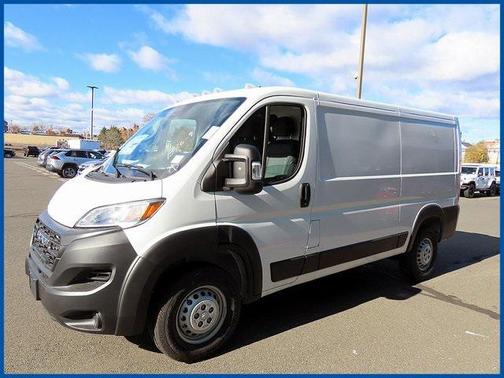 2025 RAM ProMaster 2500 Tradesman