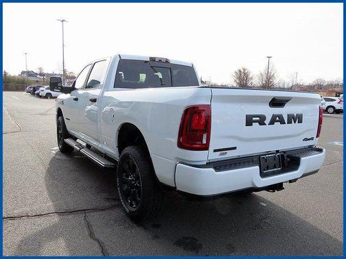 2026 RAM 2500 Big Horn Crew Cab 4x4 6'4' Box