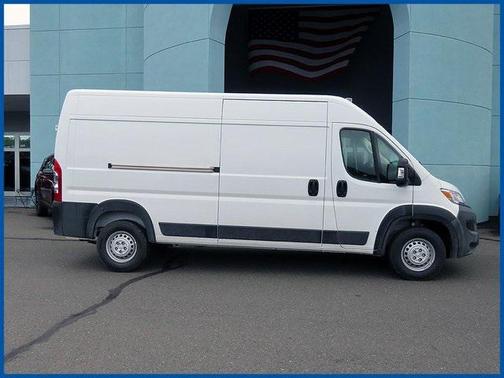 2025 RAM ProMaster 2500 Tradesman