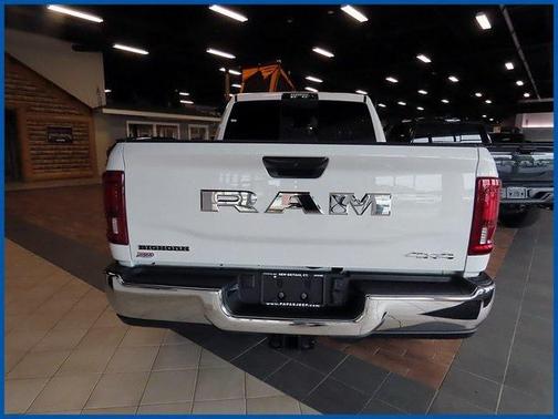 2025 RAM 3500 Big Horn Crew Cab 4x4 6'4' Box