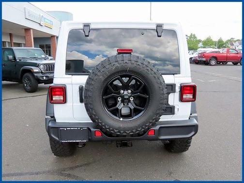 2025 Jeep Wrangler Willys