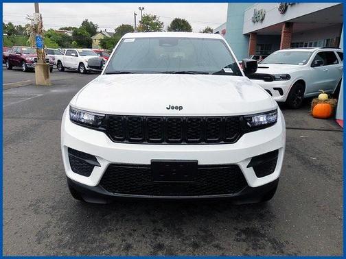 2025 Jeep Grand Cherokee Altitude