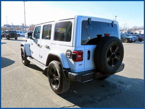 2022 Jeep Wrangler Unlimited Sahara