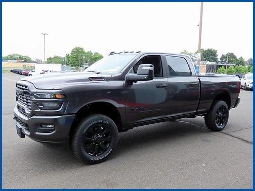 2025 RAM 2500 Big Horn Crew Cab 4x4 6'4' Box