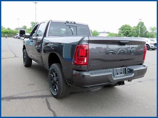 2025 RAM 2500 Big Horn Crew Cab 4x4 6'4' Box