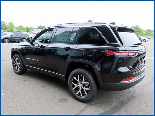 2025 Jeep Grand Cherokee Limited X
