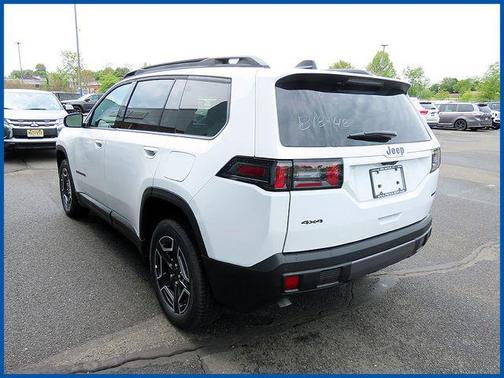 Bright White Clearcoat 2026 Jeep Cherokee Limited