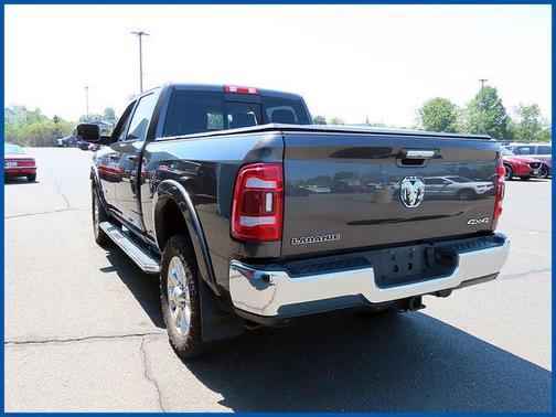 Granite Crystal Metallic Clearcoat 2021 RAM 2500 Laramie Crew Cab 4x4 6'4' Box